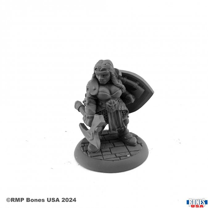 Reaper Bones 30170 - Freya, Dwarf Fighter | GrognardGamesBatavia