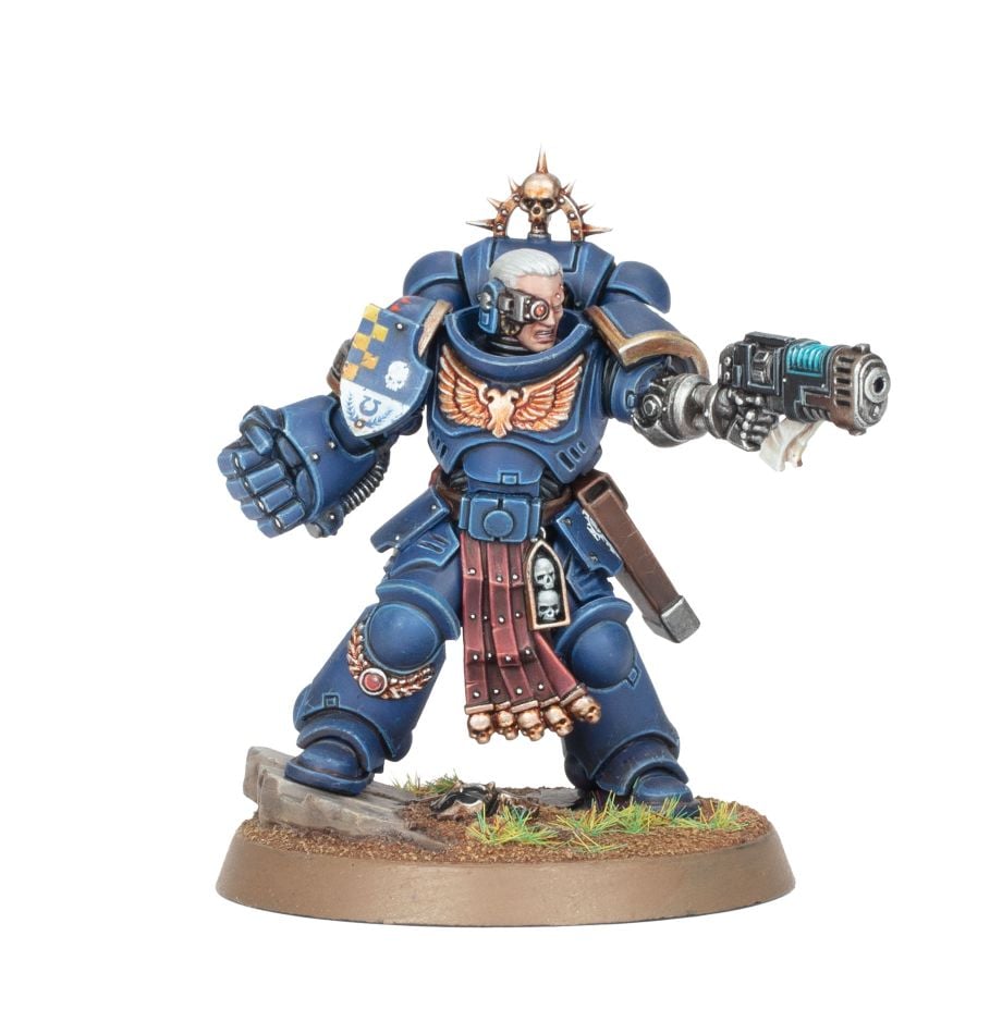 Space Marines Lieutenant | GrognardGamesBatavia