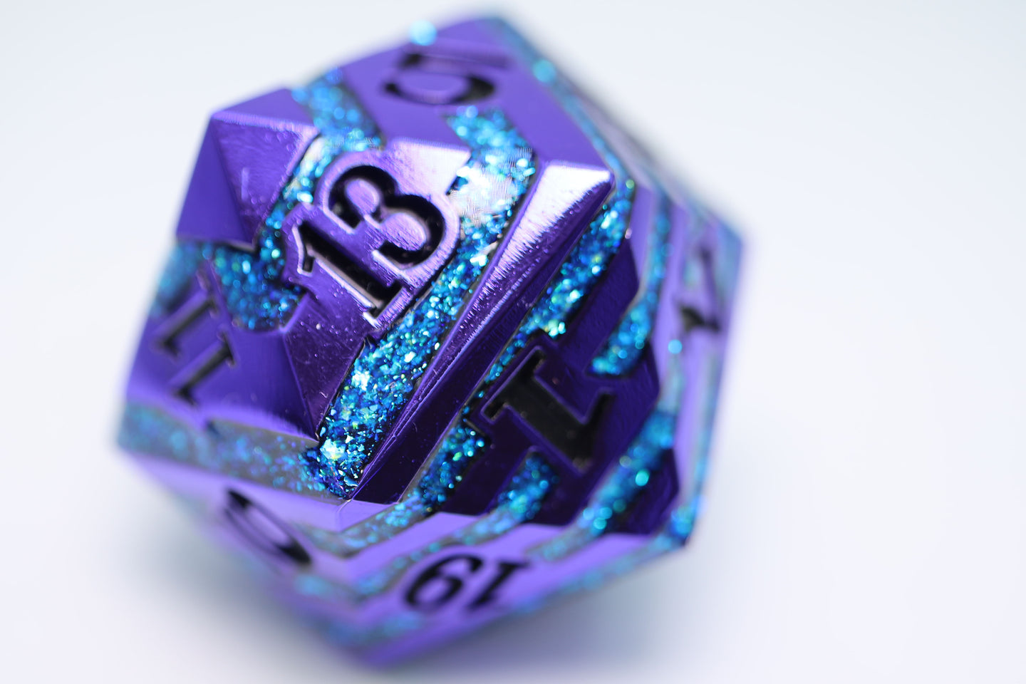 Metal D20 - Purple with Blue Mica - 35mm | GrognardGamesBatavia