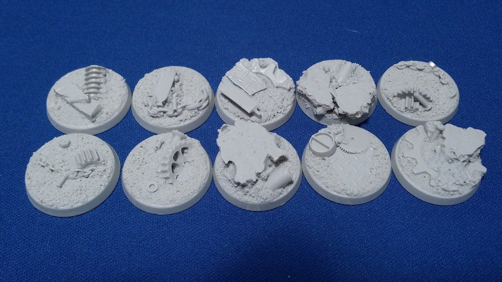 Elrik's Hobbies: Industrial Ruins Base 10 Round 25mm | GrognardGamesBatavia