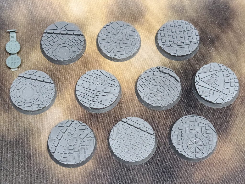 Elrik's Hobbies: Imperial Walkway Bases 32mm 10 Pack | GrognardGamesBatavia