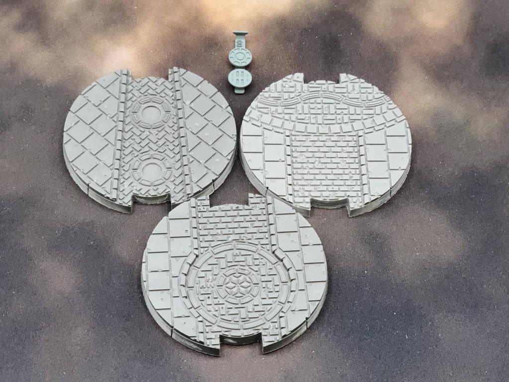 Elrik's Hobbies: Imperial Walkway Legion Bases 70mm 3 Pack | GrognardGamesBatavia