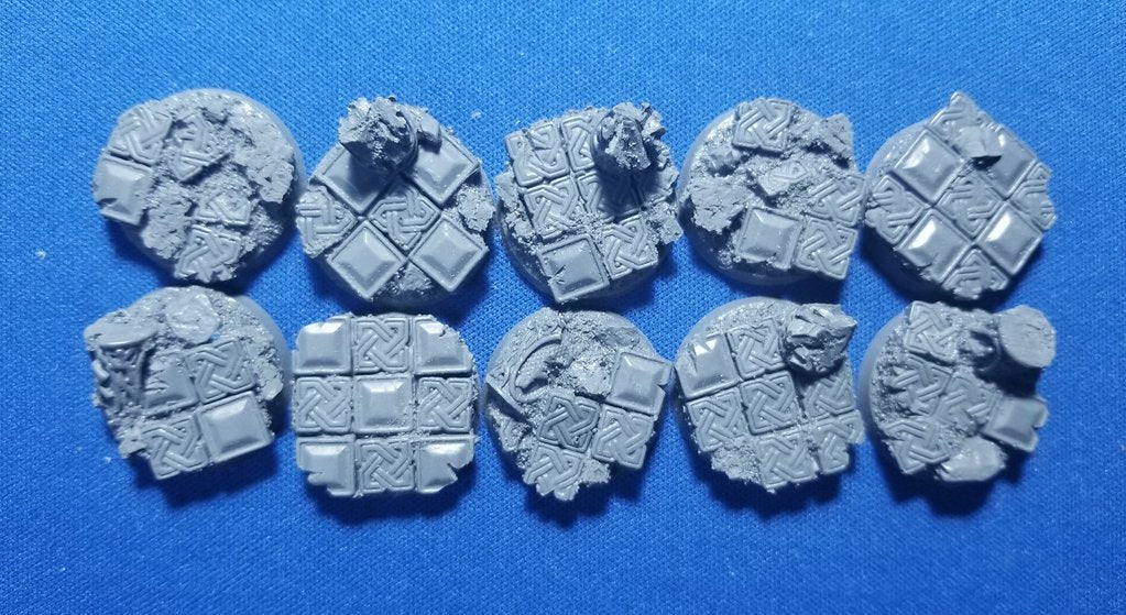 Elrik's Hobbies: Celtic Ruins Base Round 25mm | GrognardGamesBatavia