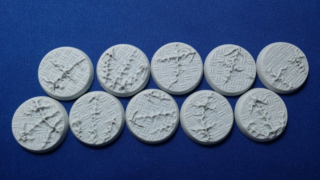 Elrik's Hobbies: Chaos Diamond Plate Round 25mm | GrognardGamesBatavia