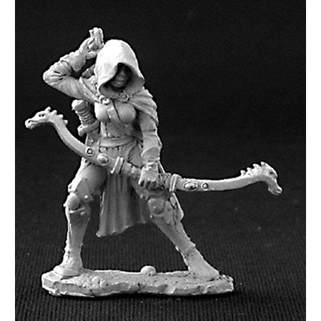 Reaper 03255 DH Legends Callie, Female Rogue w/ bow | GrognardGamesBatavia