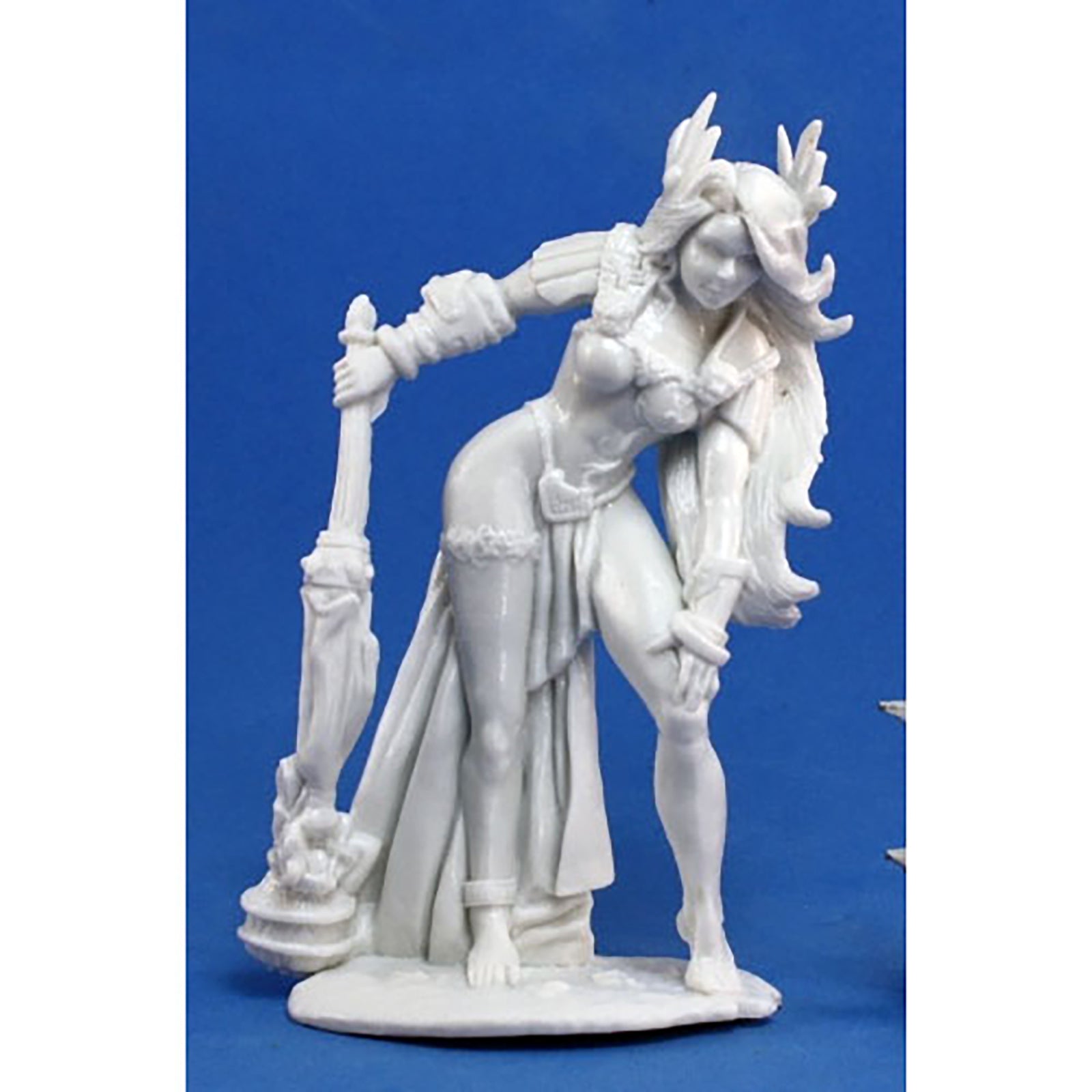 Bones 77162 Yephima Female Cloud Giant | GrognardGamesBatavia