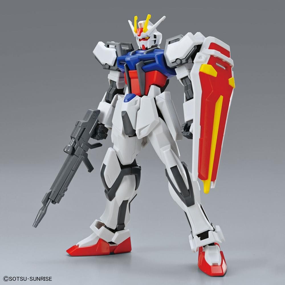 GAT-X105 Strike Gundam Entry Grade 1/144 | GrognardGamesBatavia