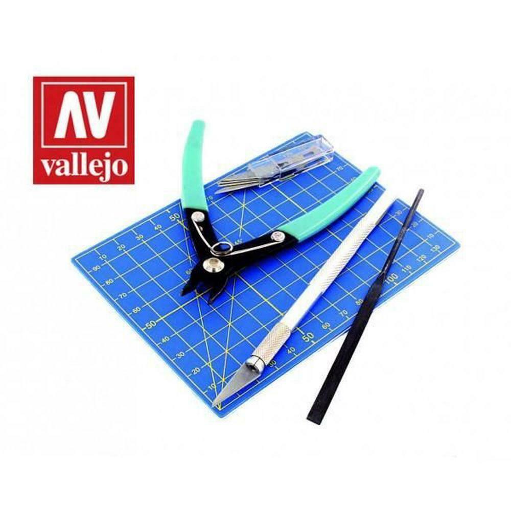 Vallejo Plastic Modelling Tool Set | GrognardGamesBatavia